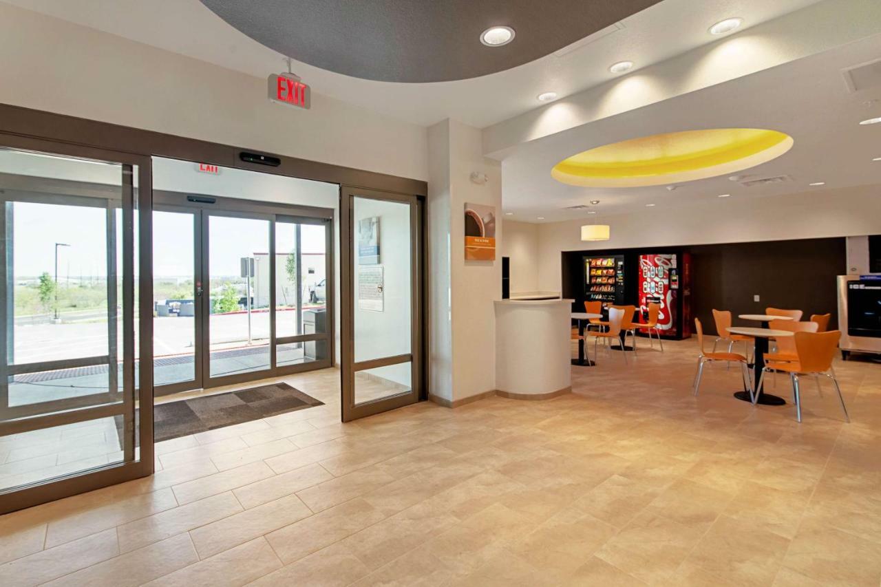 Studio 6 Austin Airport المظهر الخارجي الصورة