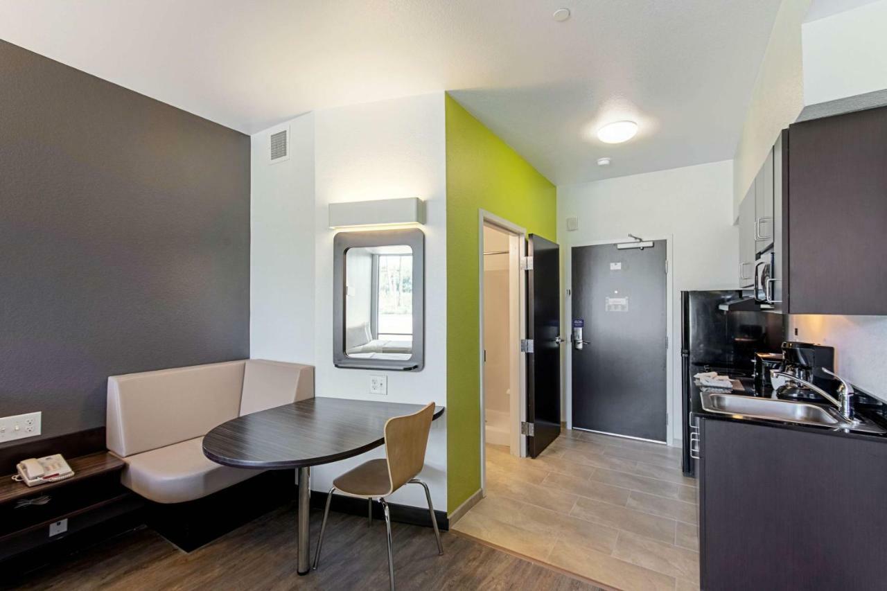 Studio 6 Austin Airport المظهر الخارجي الصورة